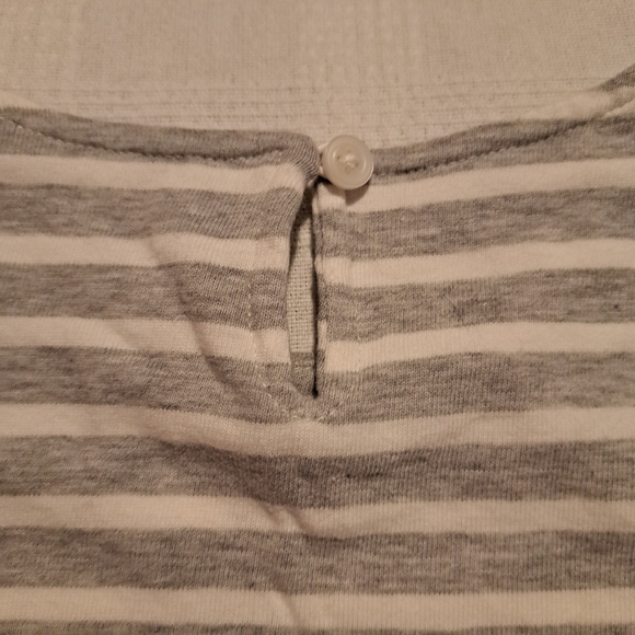 Gymboree girls size Large or 10-12 gray & white striped dress, flower design - Picture 2 of 5